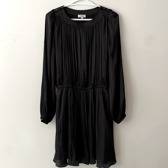 EUC Aritzia Wilfred pleated black waisted dress. Size M. - Picture 1 of 9
